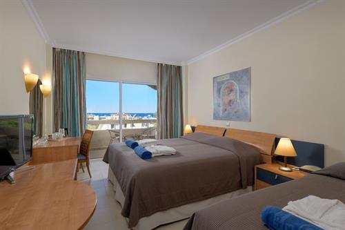 Sun Beach Resort Complex - SUPERIOR GUEST ROOM - 203691