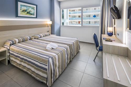 4r Salou Park Resort I - STANDARD ROOM WITHOUT BALCONY - 205302