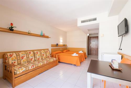 Rentalmar Salou Pacific - APARTMENT 2/4 - 228353