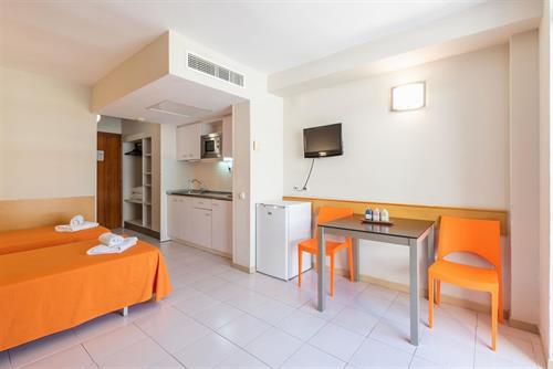 Rentalmar Salou Pacific - APARTMENT 2/4 - 228356