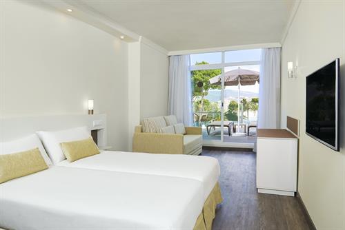 Sol Barbados - FAMILY ROOM WITH SOLARIUM - 229072