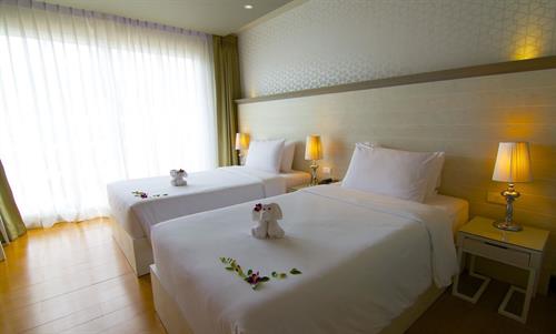 Best Western Patong Beach - SUPERIOR ROOM CITY VIEW - 221612