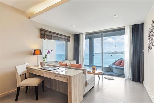 Cape Sienna Phuket Gourmet Hotel & Villas - Sea View Jacuzzi Honeymoon Suite - 179262