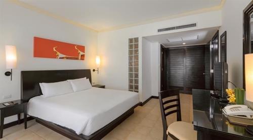 Centara Kata Resort - One Bedroom Premium Suite Garden View - 179353