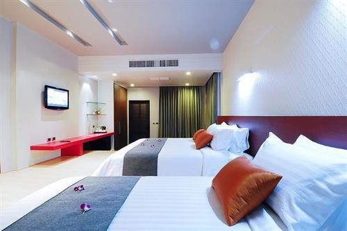 Long Beach Garden Hotel & Spa - Pavilion Pool Access - 215828