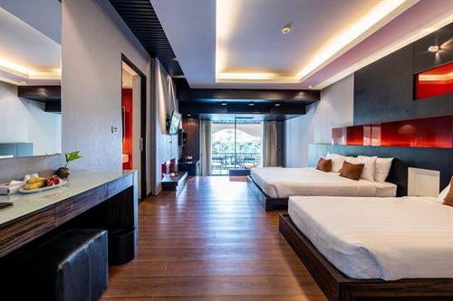 Long Beach Garden Hotel & Spa - Pavilion Pool View - 215823