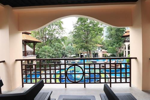 Long Beach Garden Hotel & Spa - Pavilion Pool View - 215826