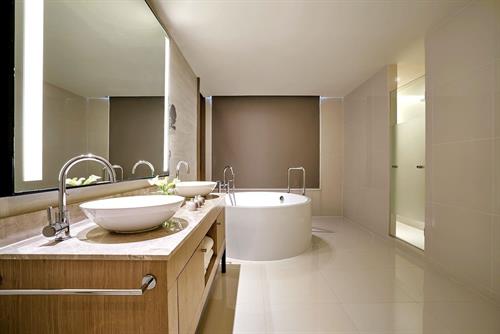 Movenpick Siam Hotel Pattaya - FAMILY SUITE SEA VIEW - 216000