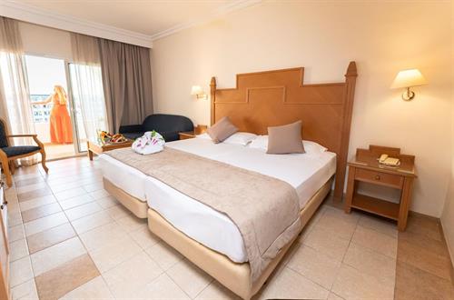 Occidental Marco Polo - STANDARD ROOM - 230822