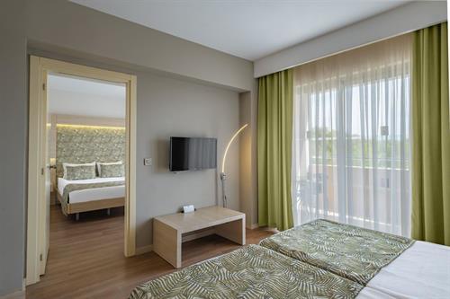 A Good Life Utopia Family Resort - FAMILY ROOM LAND VIEW - 207292