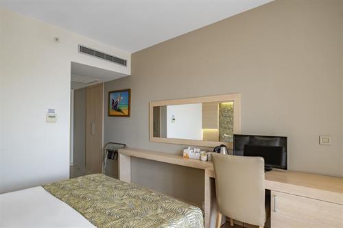 A Good Life Utopia Family Resort - STANDARD ROOM SEA VIEW. - 207305
