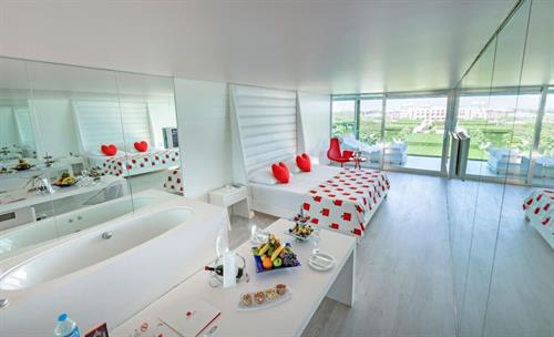 Adam&Eve (Adults Only +16) - Design Room Land View - 225365