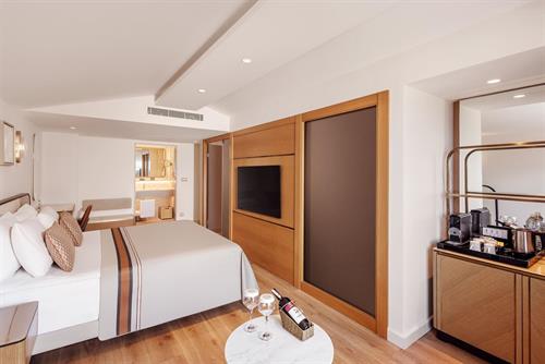 Akka Hotels Antedon - Deluxe Dublex Suite - 230190