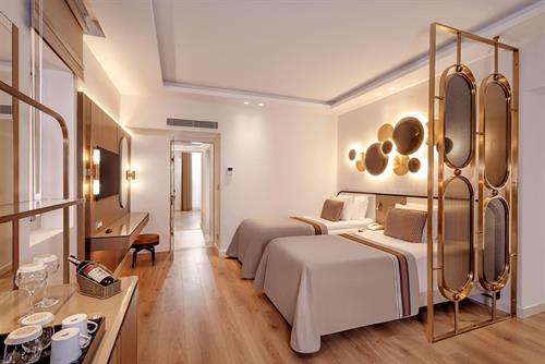 Akka Hotels Antedon - DELUXE FAMILY SUITE - 230137