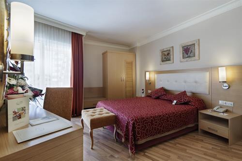 Alaiye Resort - Family Room - 180623