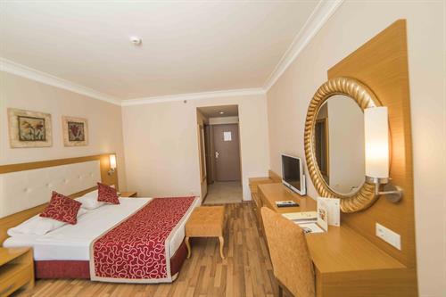 Alaiye Resort - Family Room - 248842
