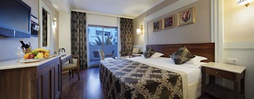 Alba Queen Hotel - Family Room Land View Type 1 - 247402