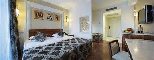 Alba Queen Hotel - STANDARD ROOM WITH BUNK BED - 247396