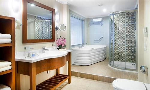 Belconti Resort Hotel - Deluxe Room Sea View With Jacuzzi - 207852