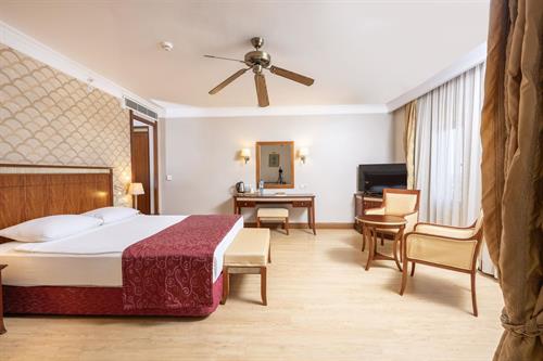 Belconti Resort Hotel - Deluxe Room Sea View With Jacuzzi - 251232