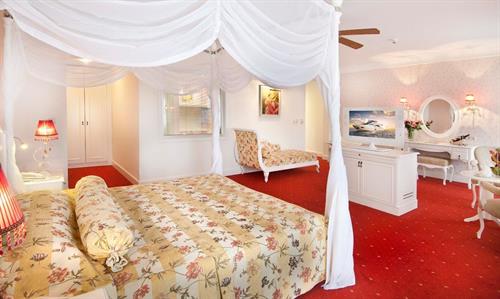 Belconti Resort Hotel - Honeymoon Deluxe Suite - 207855