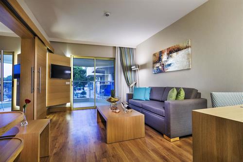 Bellis Deluxe Hotel - Camelia Superior Family Room (50M2) - 243298
