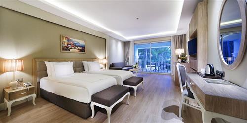 Bellis Deluxe Hotel - Jasmine Pool View Room (40M2) - 243248