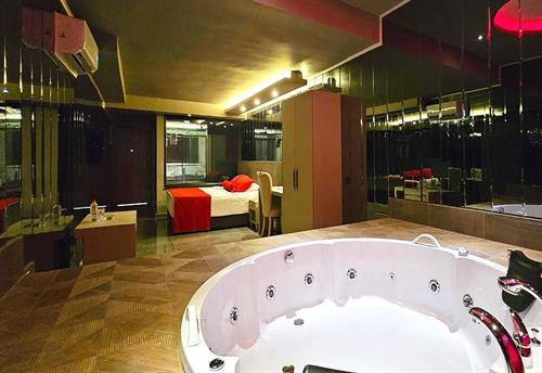 Blue Star Hotel - FAMILY DELUXE ROOM - 182258