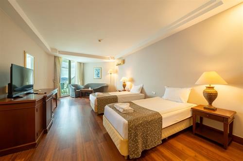 Bodrum Holiday Resort - Hotel Standard Family Room - 230700