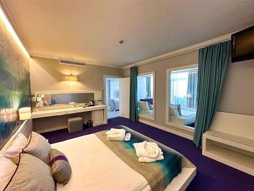 Catamaran Quality Times - FAMILY ROOM SEA VIEW - 238044