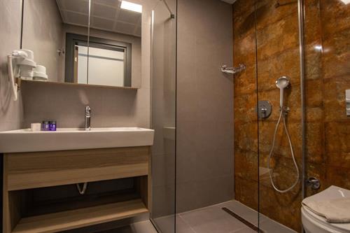 Class Unique Beach (Adults Only +14) - DELUXE ROOM LAND VIEW - 210202