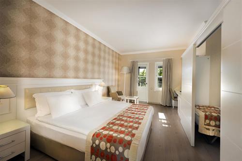 Club Nena - LARGE ROOM - 223378