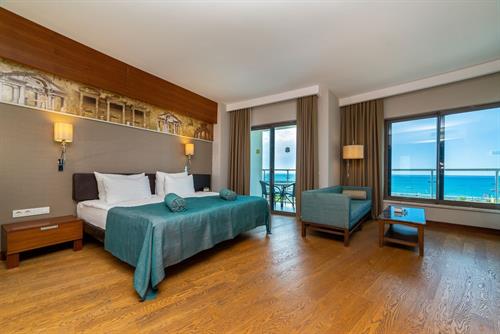 Commodore Elite Suites & Spa (Adults Only +18) - ELITE SUITE - 243833