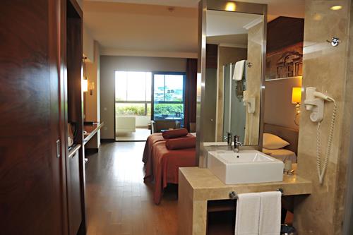 Commodore Elite Suites & Spa (Adults Only +18) - Jacuzzi Comfort Room - 243848
