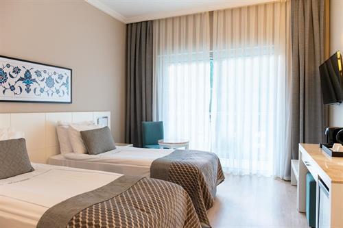 Corendon Playa Kemer - Family Connection Room Land View - 241711