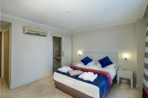 Crystal Boutique Comfort Collection (Adults Only +16) - STANDARD ROOM - 210024