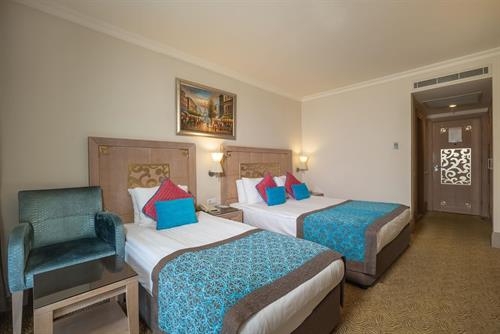 Crystal De Luxe Comfort Collection - STANDARD ROOM LAND VIEW - 232332