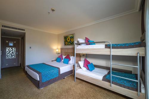 Crystal De Luxe Comfort Collection - STD ROOM WITH BUNKBED - 232335