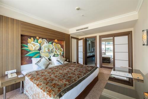 Crystal De Luxe Comfort Collection - SULTAN SUITE - 232315