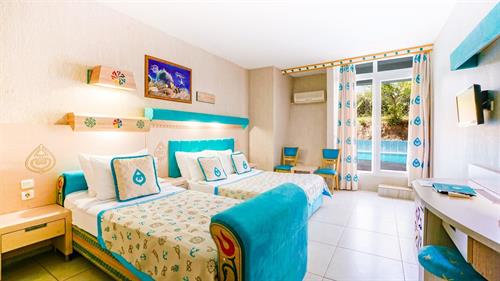 Daima Biz Hotel - SWIM UP ROOM - 213489