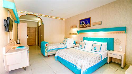 Daima Biz Hotel - SWIM UP ROOM - 213490