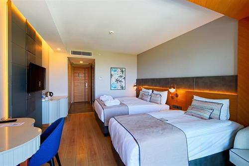 Diamond De Luxe Hotel & Spa - Comfort Room Sea View - 243864