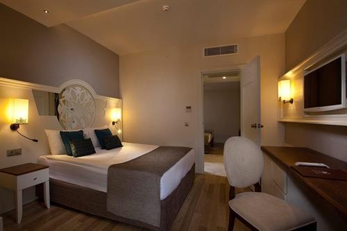 Diamond Elite Hotel & Spa (Adults Only 16+) - FAMILY ROOM (2 BEDROOM-1 BATHROOM) - 220902