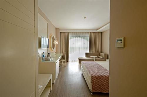 Diamond Premium Hotel & Spa - STANDARD POOL VIEW ROOM - 186771