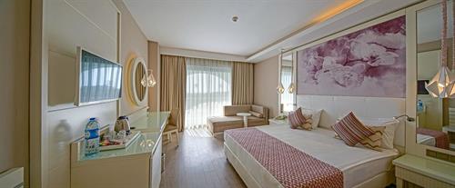 Diamond Premium Hotel & Spa - STANDARD POOL VIEW ROOM - 186772