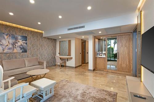 Dobedan World Palace (Ex. Brand Alva Donna World Palace) - TERRACE SUITE ROOM - 213533