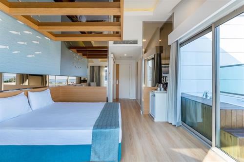 Dosinia Luxury Resort - LOVE SUIT - 248388