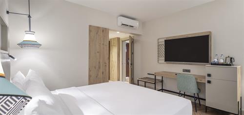 Doubletree By Hilton Bodrum Isil Club Resort - Club Guest Room - 223042