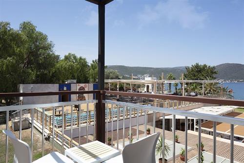 Doubletree By Hilton Bodrum Isil Club Resort - Main Building Deluxe - 223040
