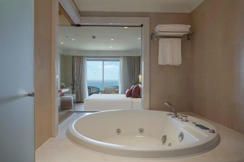 Ela Excellence - SUPERIOR ROOM SEA VIEW WITH JACUZZI - 251098